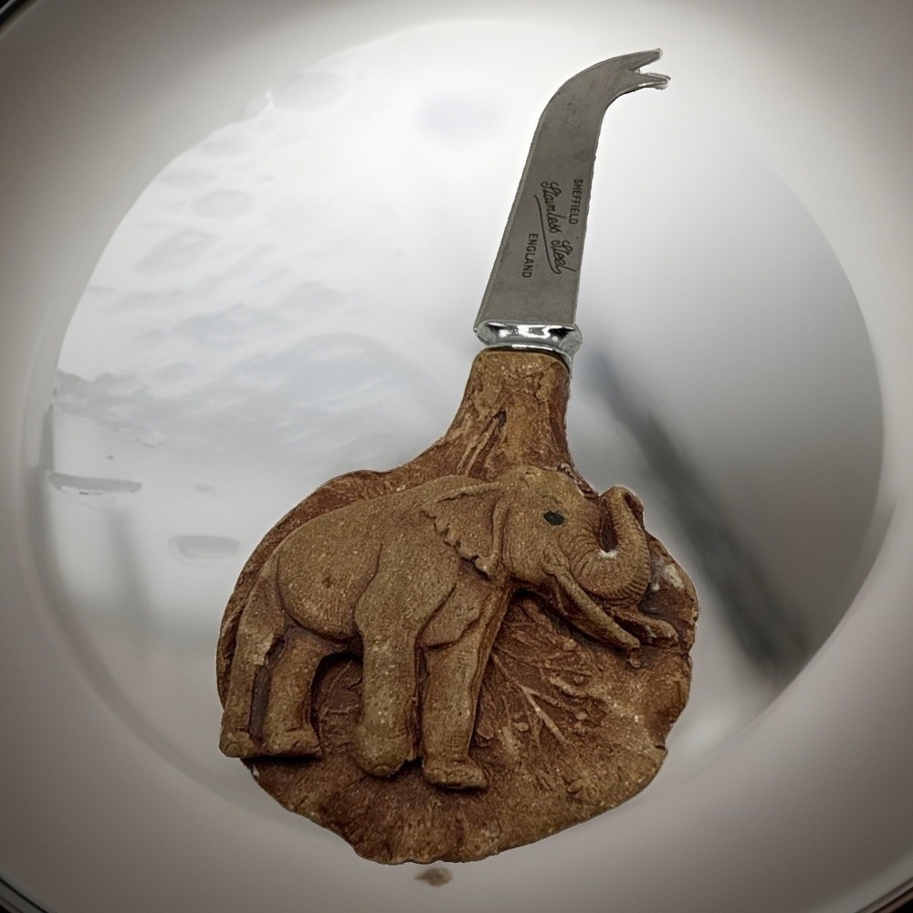 Sheffield Resin Elephant Cheese Knife Vintage Stainless Steel